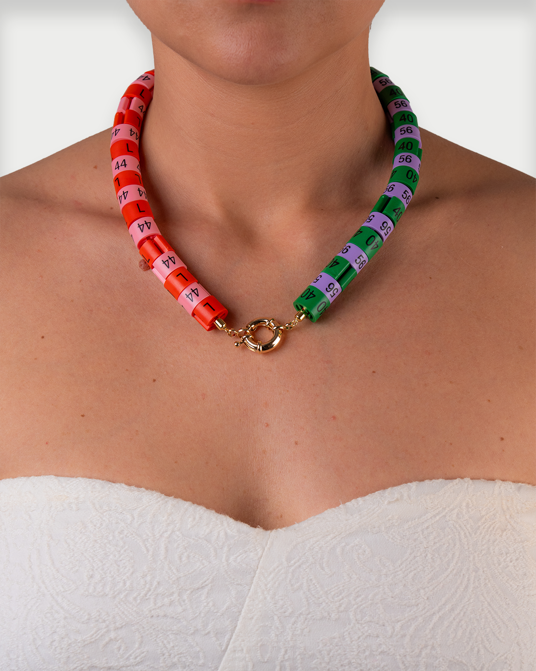 Necklace Nike - the eccentric - dual colored: pink and red, lilac and dark green